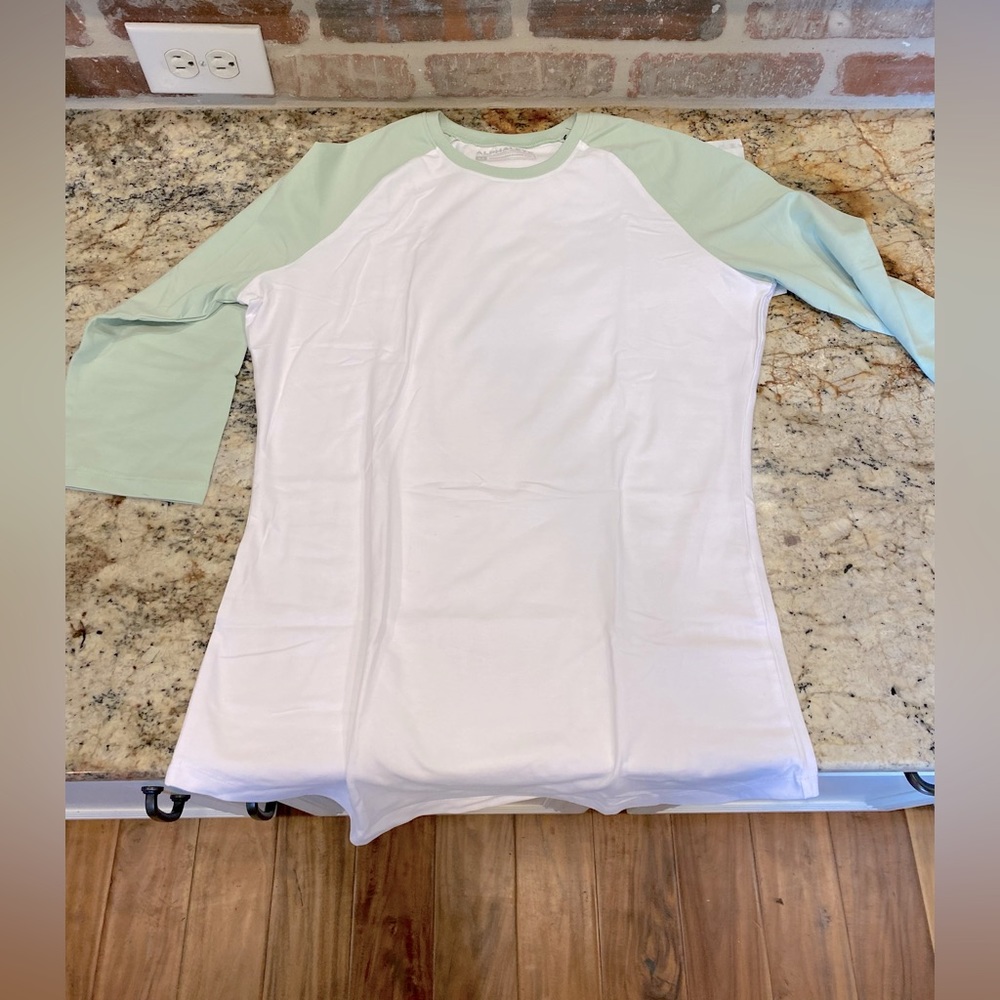Alphalete Top